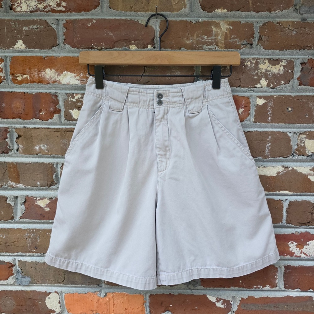 Liz Sport Pleated Shorts‎ Size XS (25" Waist) Beige Khaki 90s Vintage Cotton Mom
